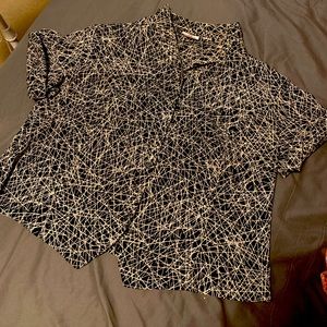 Vintage Women’s Short-Sleeve Button-Up Blouse